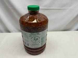lot 91 image: 136oz Chili Garlic Sauce
