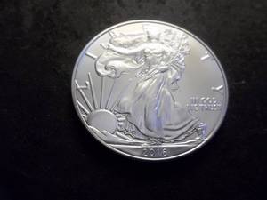 lot 32 image: 2016 Silver Eagle One Oz. Fine MS