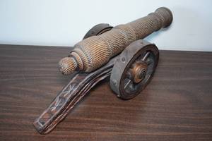 lot 11A image: Desktop Cannon