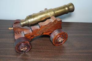 lot 41A image: Desktop Cannon