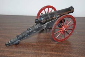 lot 121A image: Desktop Cannon