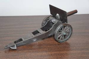 lot 161A image: Desktop Cannon