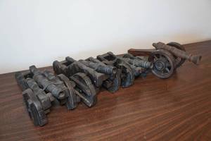 lot 37 image: 3 Desktop Cannons
