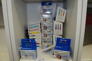 lot 360 image: Ink Cartridges