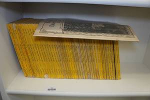 lot 361 image: Antique National Geograpic Magazines 1920s-1940s