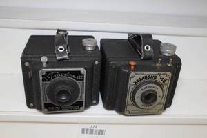 lot 371 image: Antique Cameras