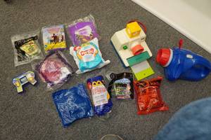 lot 370 image: Vintage Toys - Camera, Happy Meal