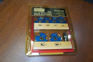 lot 147 image: Lifetime Carbide Slot Cutters