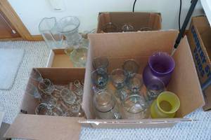 lot 174 image: Assorted Glassware