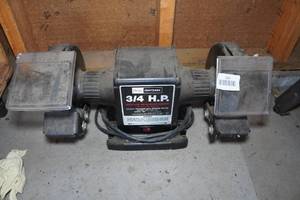 lot 216 image: Craftsman 34 HP Bench Grinder