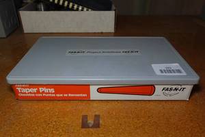 lot 102 image: Fas-N-It Taper Pins