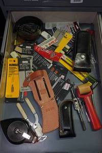 lot 67 image: Contents of Drawer - Drill Bits, 14 Bits
