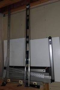 lot 125 image: Levels and Mat Cutting Tools