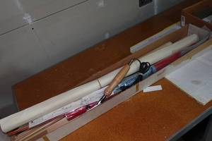 lot 202 image: EconoKote Material and Sealing Iron