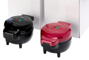 lot 317 image: LOT OF 10 PACKS OF 2 Curtis Stone Pie and Bundt Makers (ASSORTED COLORS)