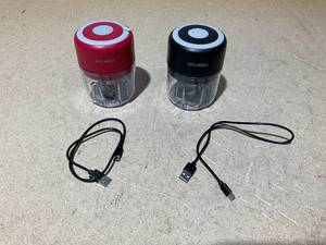 lot 218 image: Kitchen HQ 2-pack USB Mini Choppers