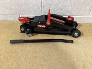 lot 380 image: Hyper Tough T82011W Trolley Jack, 2 Ton Black and Red