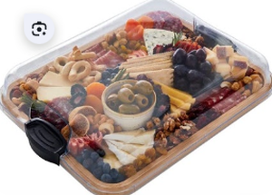 lot 366 image: Farberware Build-A-Board TM Cutting Board with Clear Locking Lid, 11x14