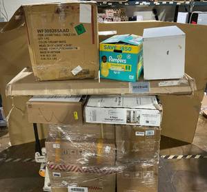 lot 814 image: Wholesale Pallet of Miscellaneous Items