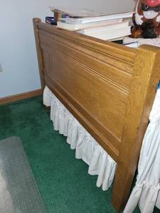 lot 70K image: Antique East Lake Youth Bed Wooden Frame with Headboard and Footboard 39x76x54
