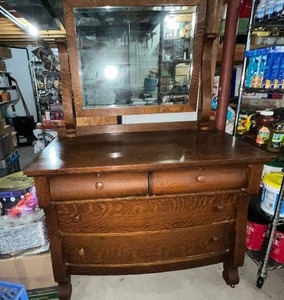 lot 2B image: Antique Oak Dresser with Mirror, 45in Wide, 66in Tall