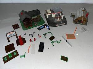 lot 76B image: Collection of Model Railroad Buildings and Accessories