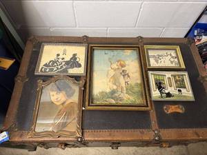 lot 39B image: Collection of 5 Vintage Framed Art Prints and Portraits