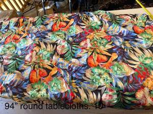 lot 57 image: Set of 10 94-Inch Round Floral Tablecloths