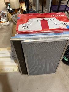 lot 61B image: Lot of DuPont 20x25x1 Air Filters and Reusable Metal Filter Panels