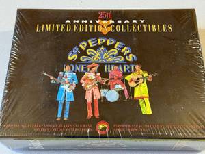 lot 93 image: The Beatles Sgt. Peppers 25th Anniversary Limited Edition Collectibles Set Sealed