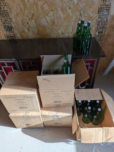 lot 18 image: Collection of Green 750ml Swing Top Bottles