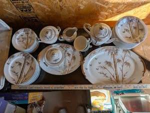 lot 42 image: Vintage Kuteni Bird and Bamboo Hand Painted China Dinnerware Set with Gold Bamboo Pattern