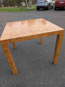 lot 166 image: Vintage Parsons Square Table with Burl Laminate Measuring 30x30 Inches