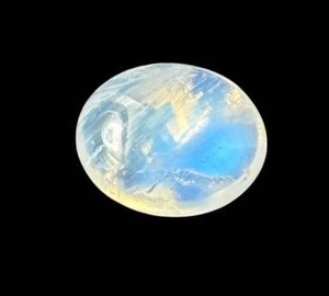 lot 39C image: 3.76 Carat Natural Rainbow Moonstone