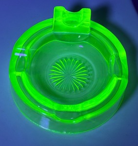 lot 63D image: LR - Vintage Uranium Glass Ashtray with Starburst Pattern
