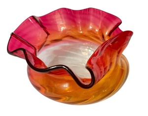lot 64D image: K - Antique Amberina Glass Bowl with Ruffled Edge