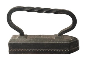 lot 249R image: BR - Antique Cast-Iron Flat Iron with Twisted Handle
