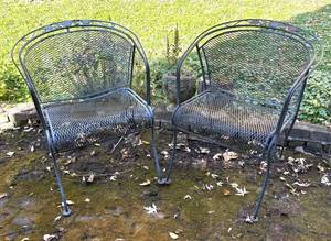 lot 288R image: O - Pair of Vintage Outdoor Metal Mesh Patio Chairs