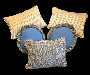 lot 304R image: LR - Collection of 5 Decorative Accent Pillows Assorted Shapes and Patterns