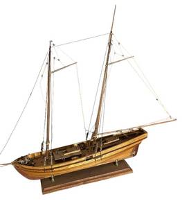 lot 318R image: FR - Vintage Wooden Model Ship
