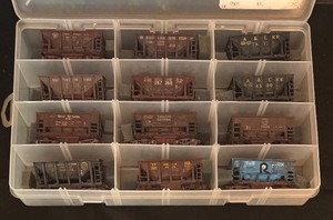 lot 463R image: FR - Set of 12 Vintage HO Scale Model Train Hopper Cars