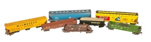 lot 464R image: FR - Collection of 7 Vintage HO Scale Model Train Freight Cars