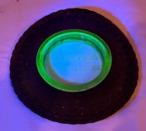 lot 495R image: LL - Vintage Goodrich Silvertowns Uranium Glass Tire Ashtray