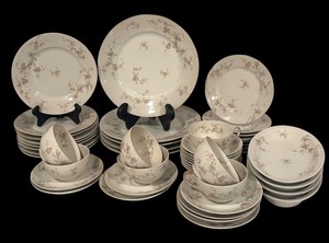 lot 567R image: LL - Vintage Theodore Haviland Limoges France China