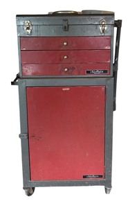 lot 596R image: G - Chieftain Tool Cabinet with Tools