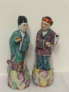 lot 105CC image: LR - Pair of Vintage Chinese Porcelain Figures 8 Inch Tall
