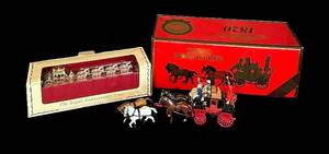 lot 517C image: LR - Matchbox Models of Yesteryear Stagecoach and Her Majestys Gold State Coach Limited Editions
