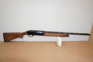 lot 2A image: 1999 Benelli Super 90 20 Gauge Semi-Auto Shotgun - 26 Barrel