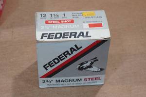 lot 318 image: 25 Federal 12 Gauge 2-34 Magnum Steel 1 Shot Shotshells