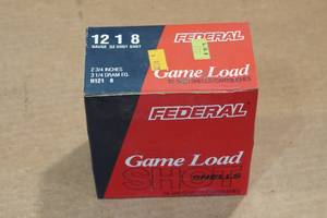 lot 324 image: 25 Federal Game Load 12 Gauge 2-34 8 Shot Shotshells